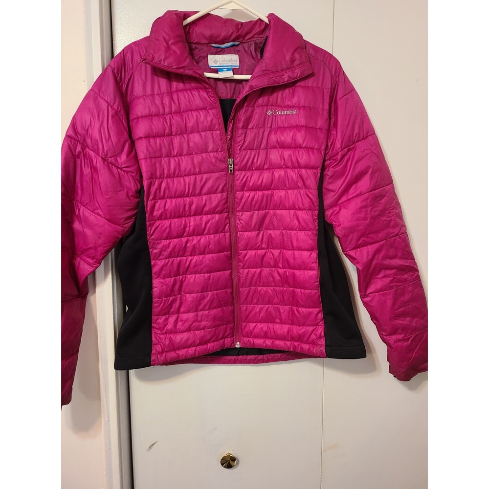 Columbia Women's Powder Pillow Hybrid Jacket in Fuchsia Pink.  Size L